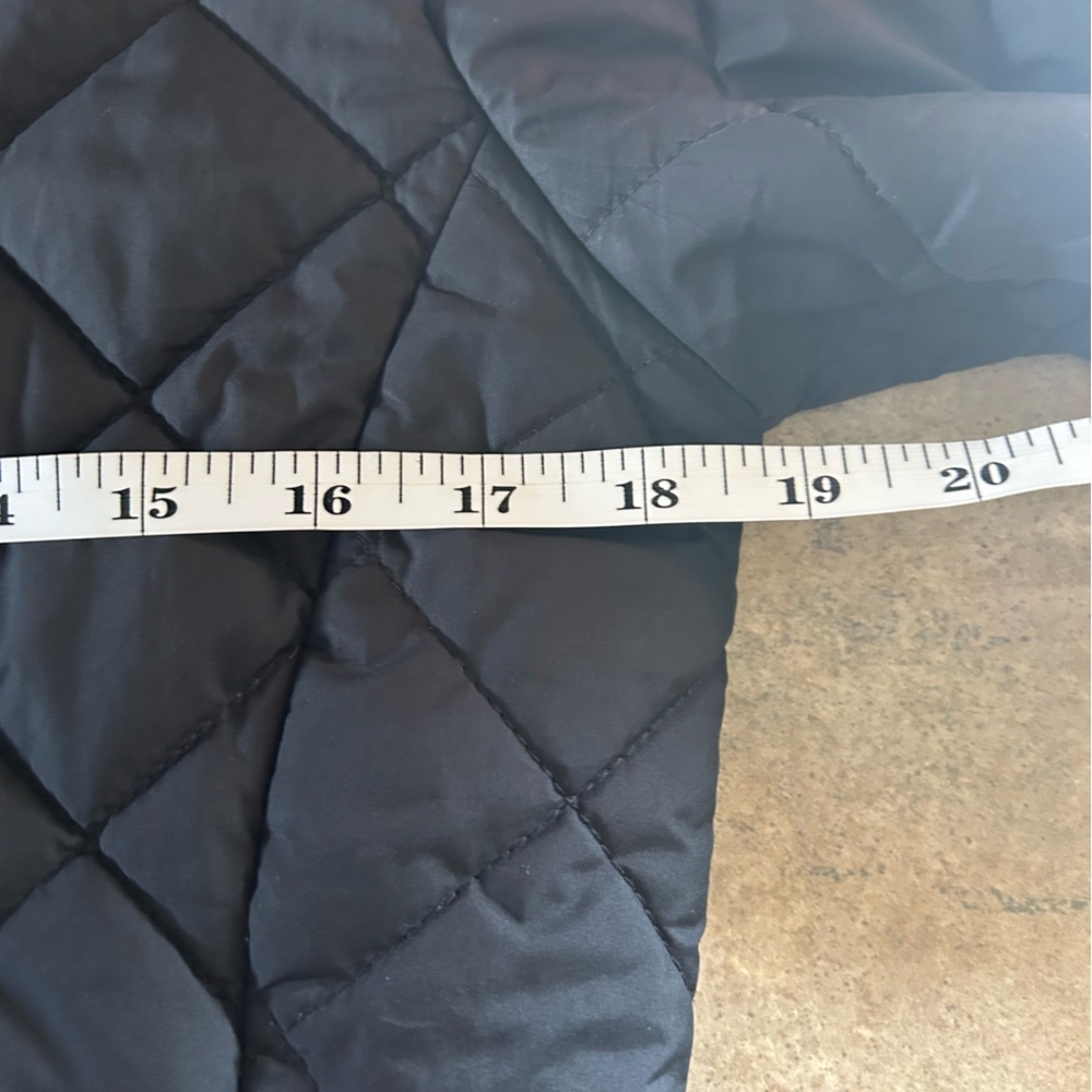 Patagonia Jacket - black quilted nano-puff - Picture 9 of 13